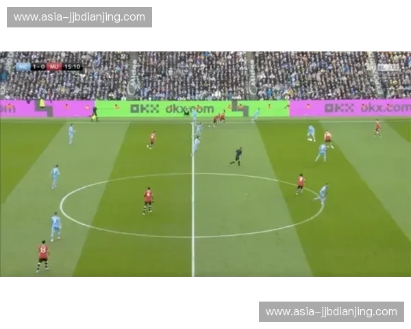 本轮英超战术焦点 多位名帅通过调整边路进攻改变战局 本轮英超战术焦点 多位名帅通过调整边路进攻改变战局